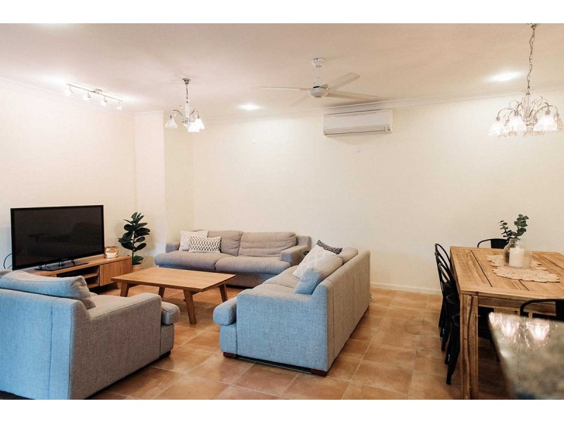 5 Confluence Court, Eatons Hill QLD 4037