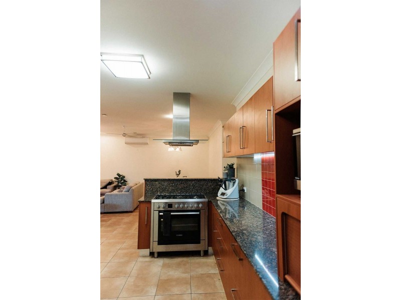 5 Confluence Court, Eatons Hill QLD 4037