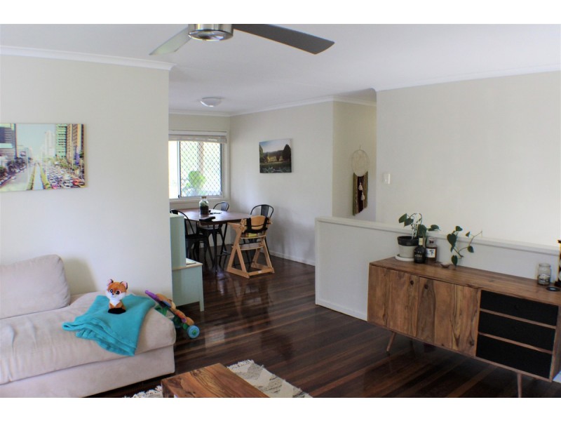 48 Folkstone Avenue, Albany Creek QLD 4035