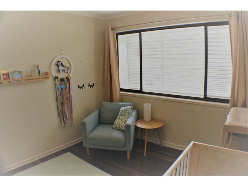 48 Folkstone Avenue, Albany Creek QLD 4035