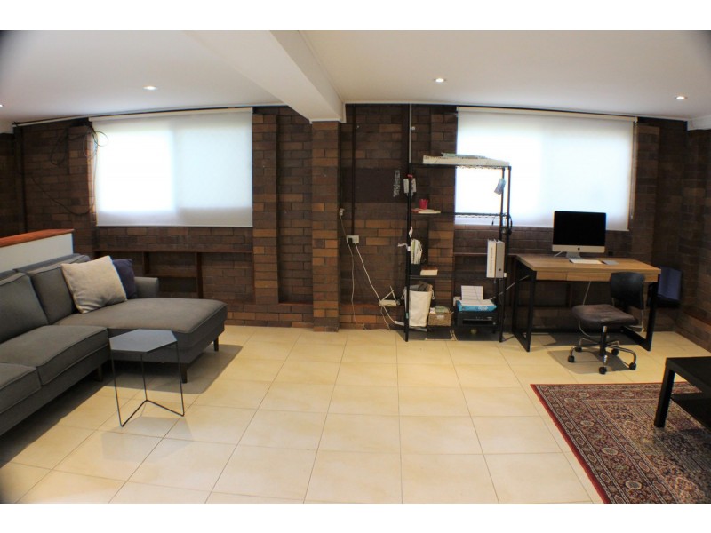 48 Folkstone Avenue, Albany Creek QLD 4035