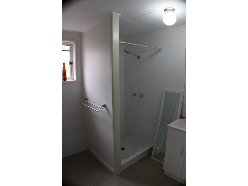 48 Folkstone Avenue, Albany Creek QLD 4035