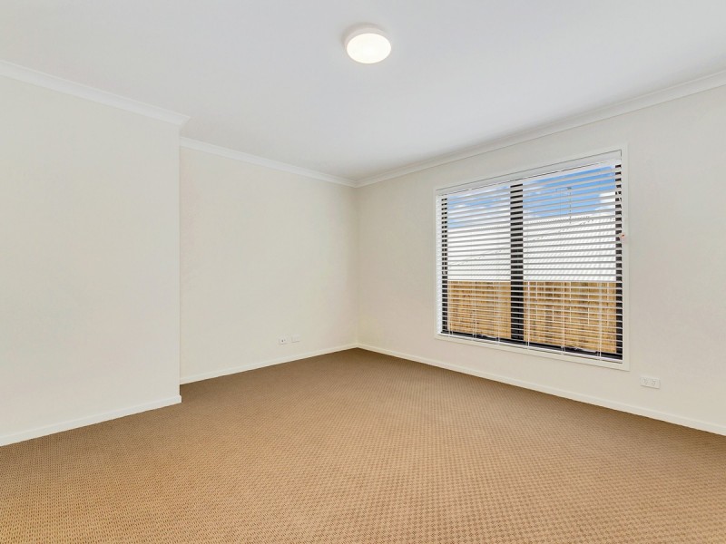 5 Beazley Circuit, Bridgeman Downs QLD 4035