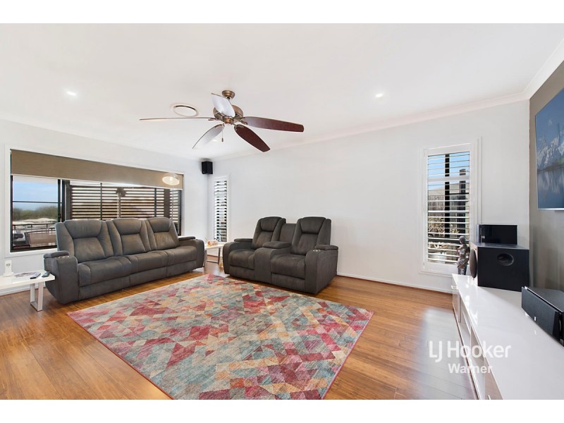 9 Moor Circuit, Warner QLD 4500