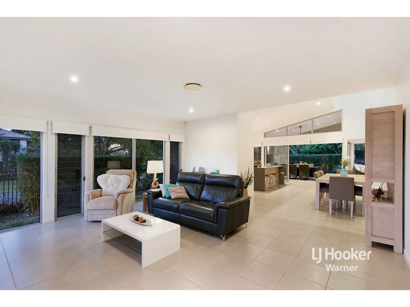 8 Kipfler Lane, Warner QLD 4500