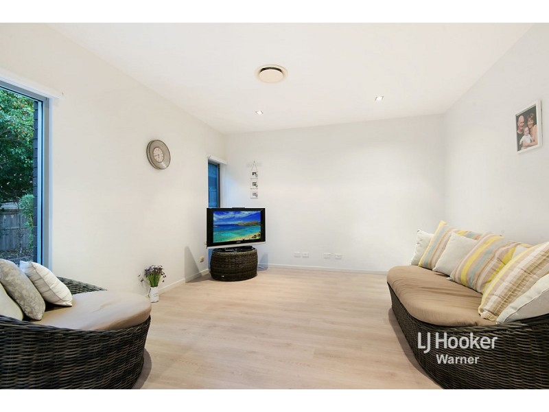 8 Kipfler Lane, Warner QLD 4500