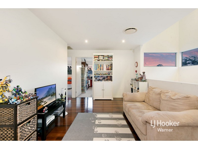 8 Kipfler Lane, Warner QLD 4500