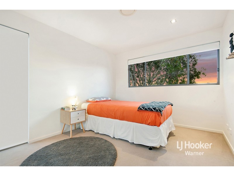 8 Kipfler Lane, Warner QLD 4500