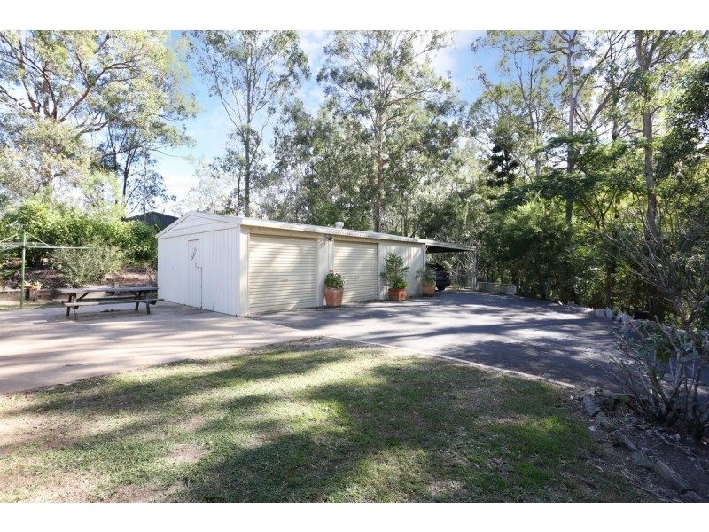 38 Montego Court, Eatons Hill QLD 4037