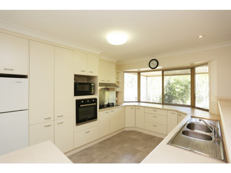 38 Montego Court, Eatons Hill QLD 4037