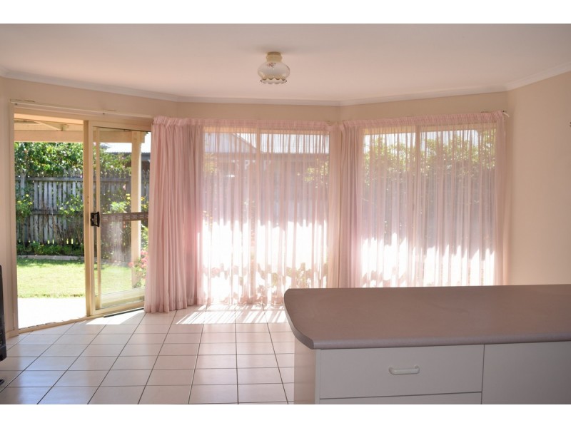 17 Coolabah Crescent, Bridgeman Downs QLD 4035