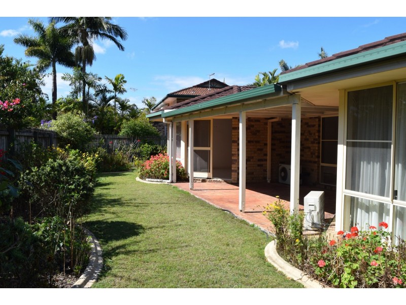 17 Coolabah Crescent, Bridgeman Downs QLD 4035