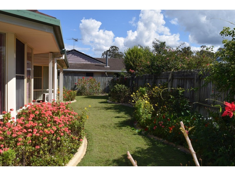 17 Coolabah Crescent, Bridgeman Downs QLD 4035