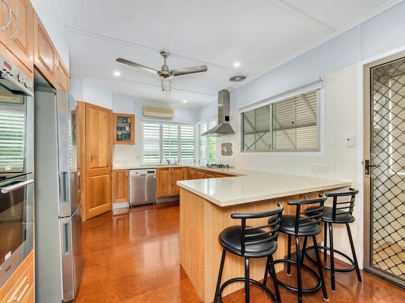 212 Appleby Road, Stafford Heights QLD 4053