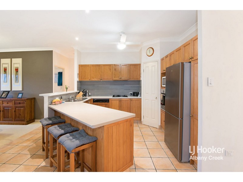 9 Mounteford Place, Albany Creek QLD 4035