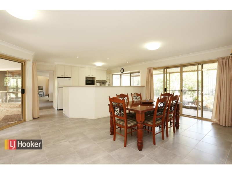 38 Montego Court, Eatons Hill QLD 4037