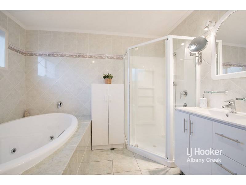 664 Albany Creek Road, Albany Creek QLD 4035