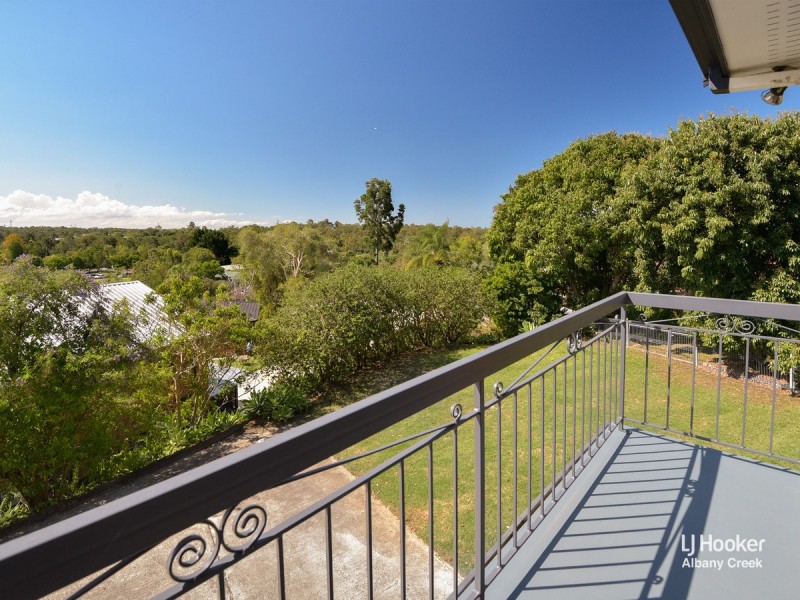 12 Fortuna Court, Eatons Hill QLD 4037