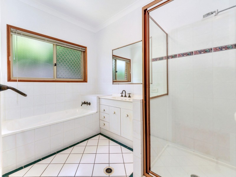 22 Castleroy Court, Albany Creek QLD 4035