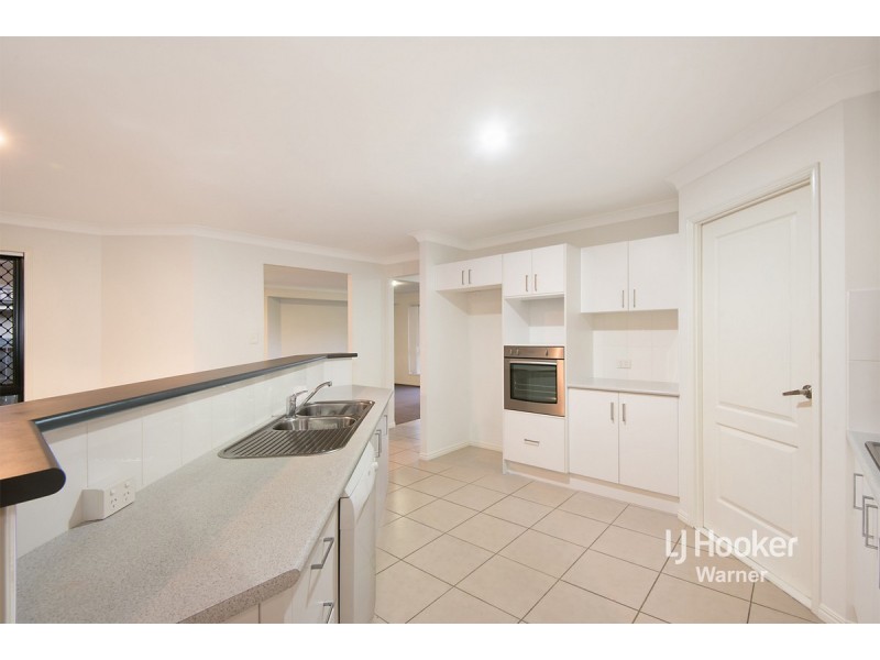 114 Kurrajong Drive, Warner QLD 4500