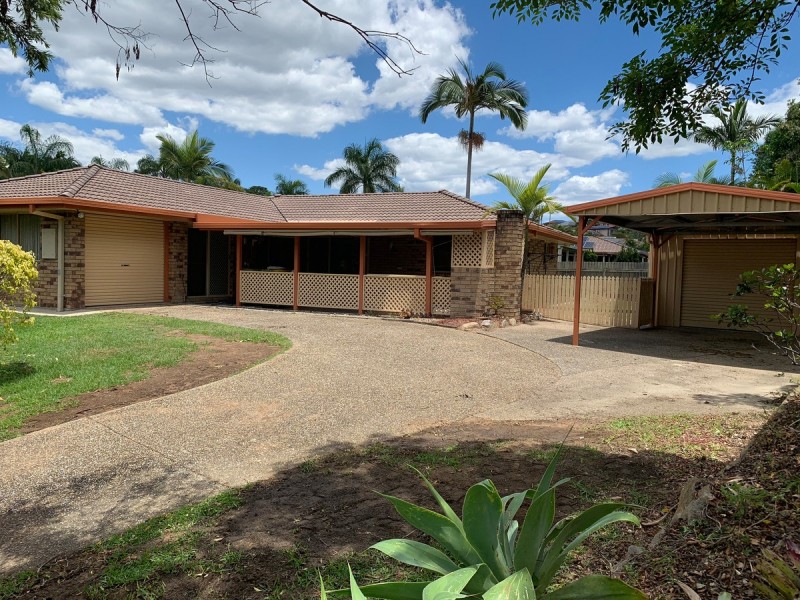 2 Elwood Court, Eatons Hill QLD 4037