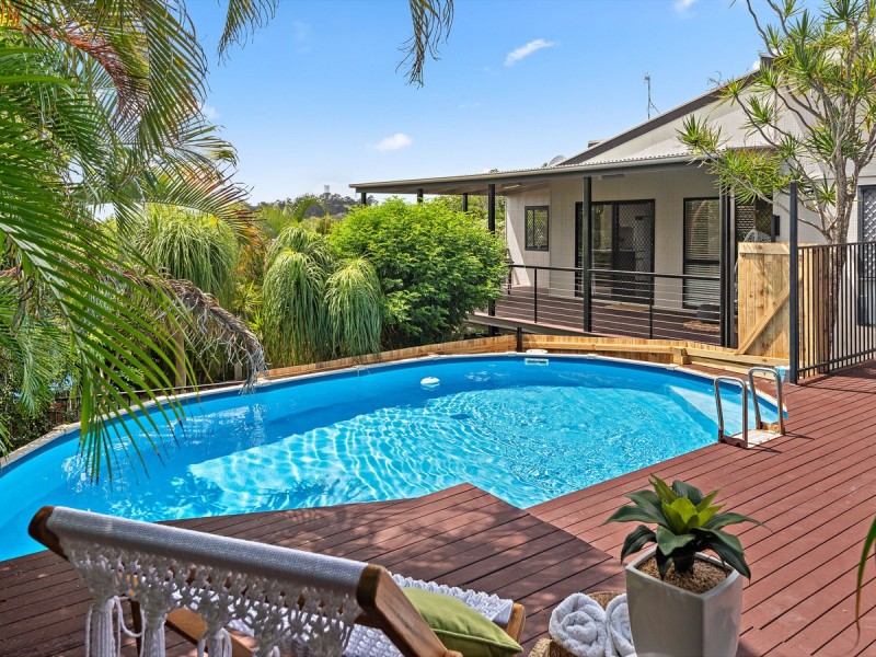 6 Sonora Court, Eatons Hill QLD 4037