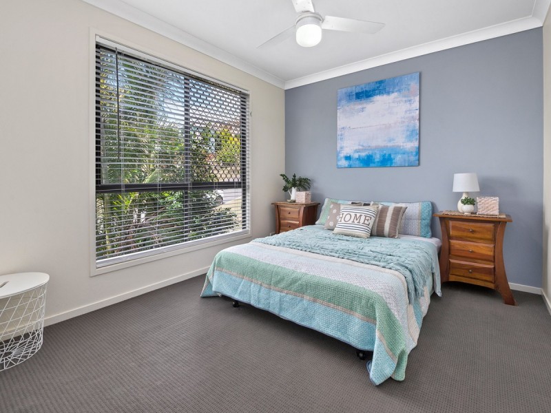 6 Sonora Court, Eatons Hill QLD 4037