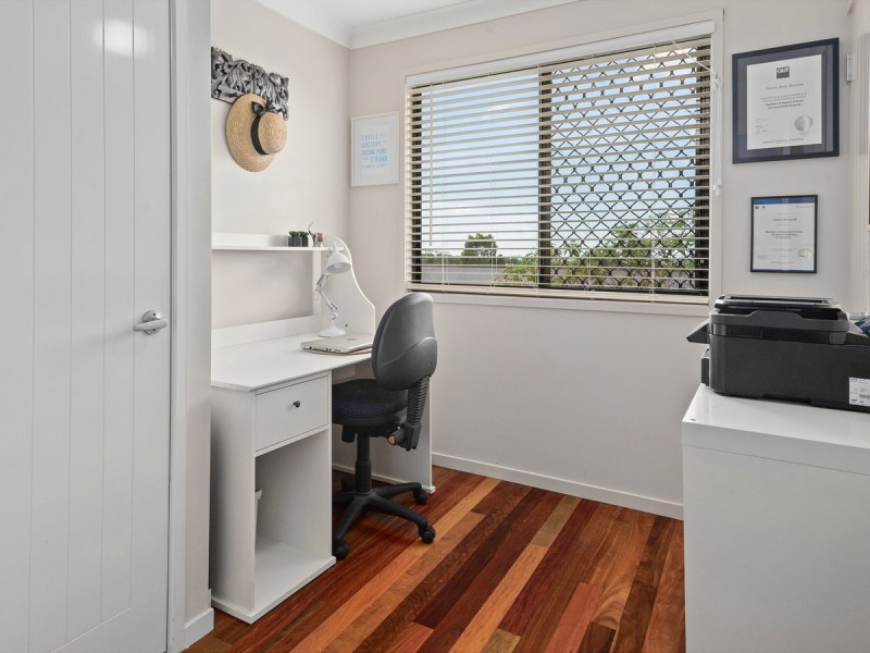 6 Sonora Court, Eatons Hill QLD 4037