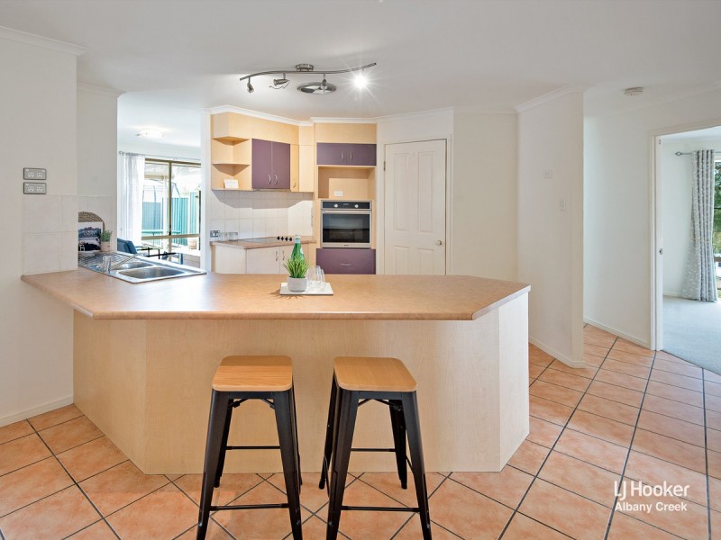 2 Virgo Place, Eatons Hill QLD 4037