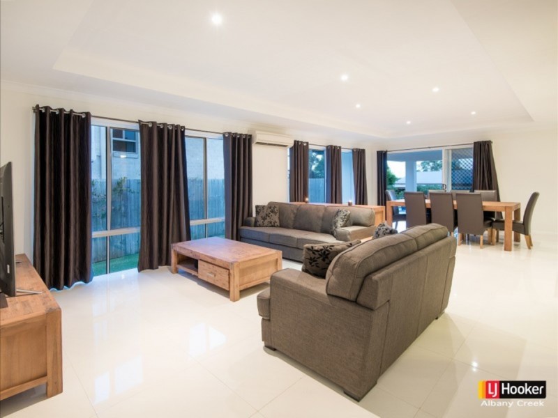 15 Lukla Court, Warner QLD 4500