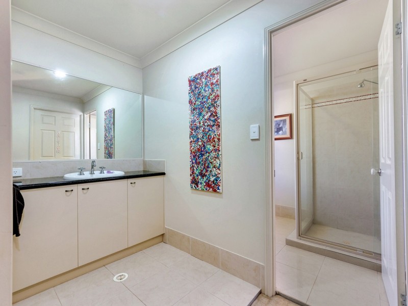 8 Country Club Drive, Albany Creek QLD 4035