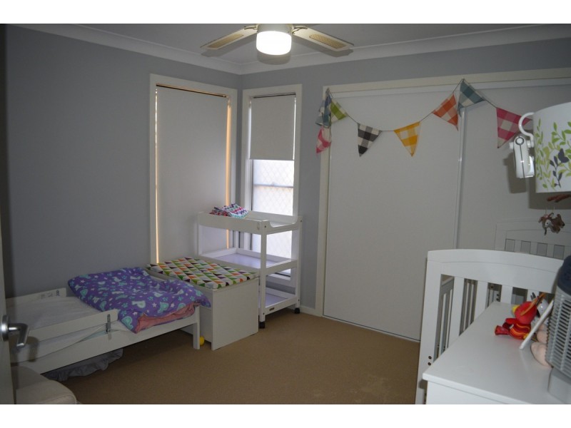 33 Bayberry Crescent, Warner QLD 4500