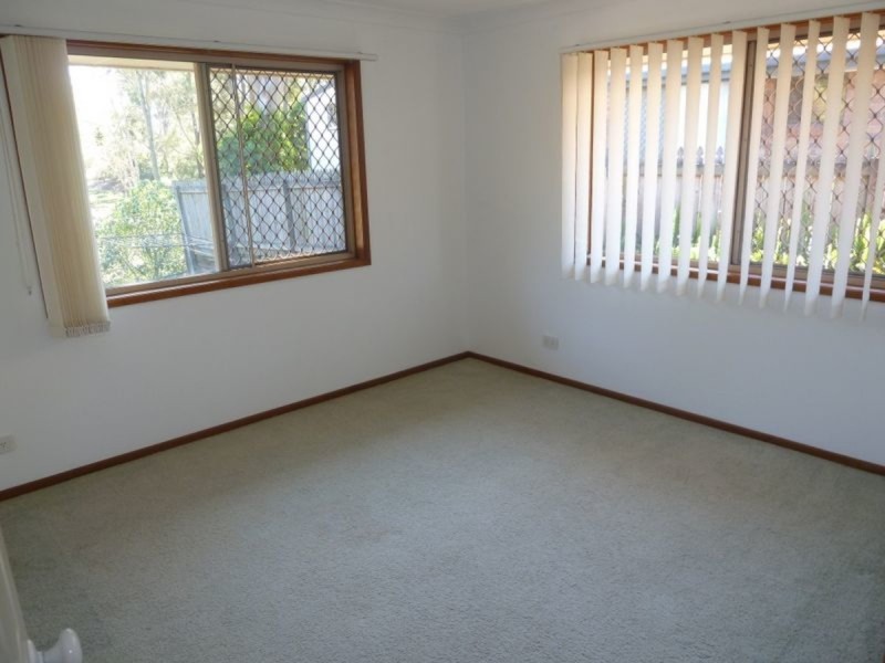 16 Oakmont Crescent, Albany Creek QLD 4035