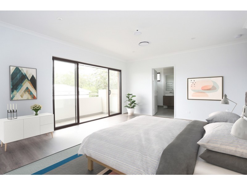 72 Chelsea Crescent, Bridgeman Downs QLD 4035