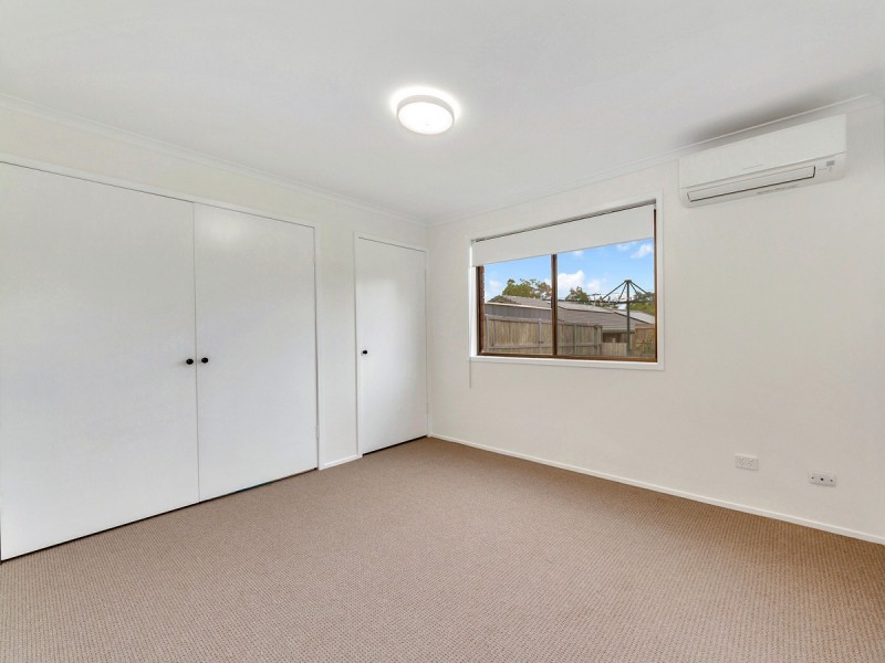 11 Jason Terrace, Eatons Hill QLD 4037