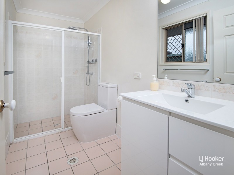 7 Tiffany Court, Eatons Hill QLD 4037