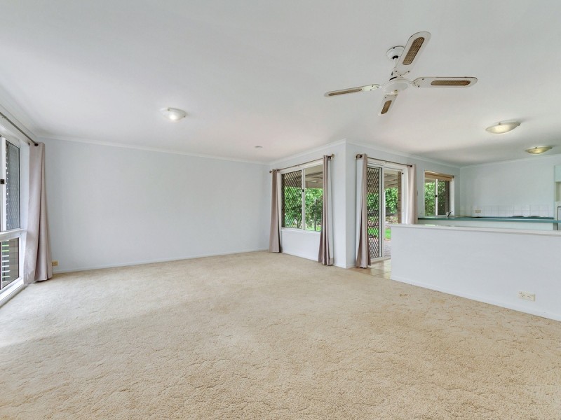 10 Basswood Court, Albany Creek QLD 4035