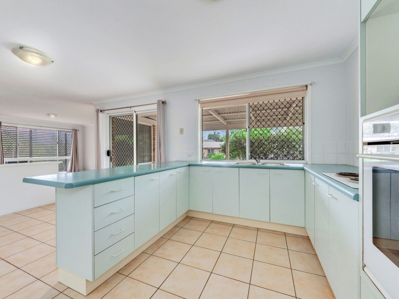 10 Basswood Court, Albany Creek QLD 4035