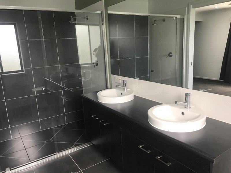 5 Tipuana Court, Cashmere QLD 4500