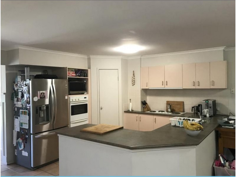 77 Boondooma Circuit, Albany Creek QLD 4035