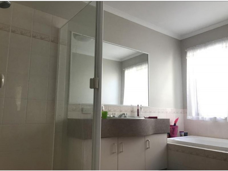 77 Boondooma Circuit, Albany Creek QLD 4035