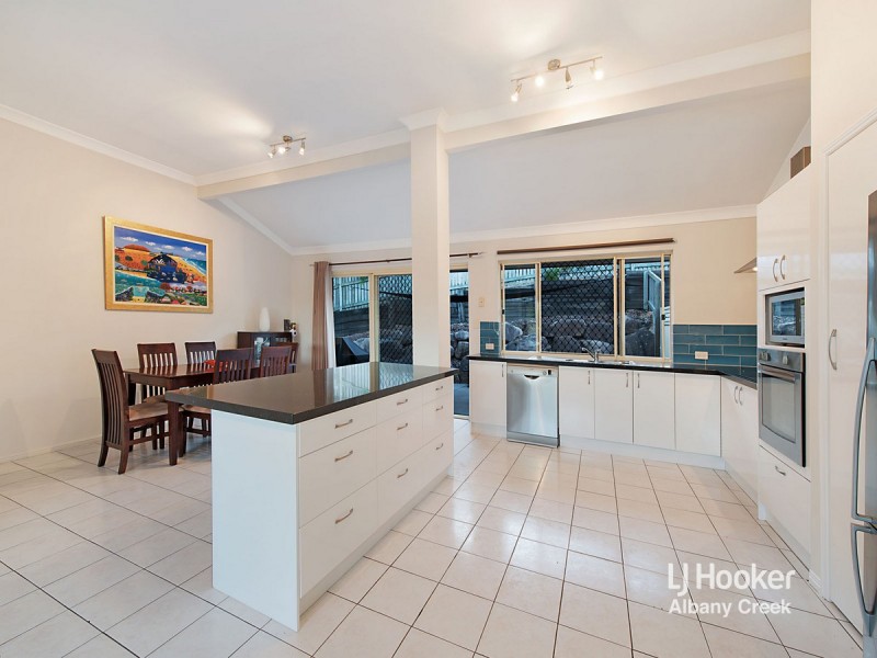 19 Simpson Court, Albany Creek QLD 4035