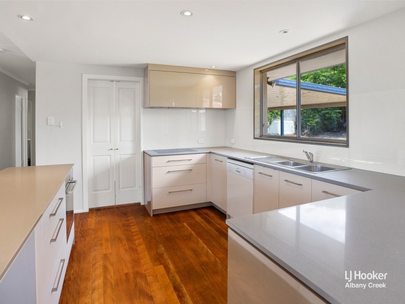 4 Olympus Court, Eatons Hill QLD 4037