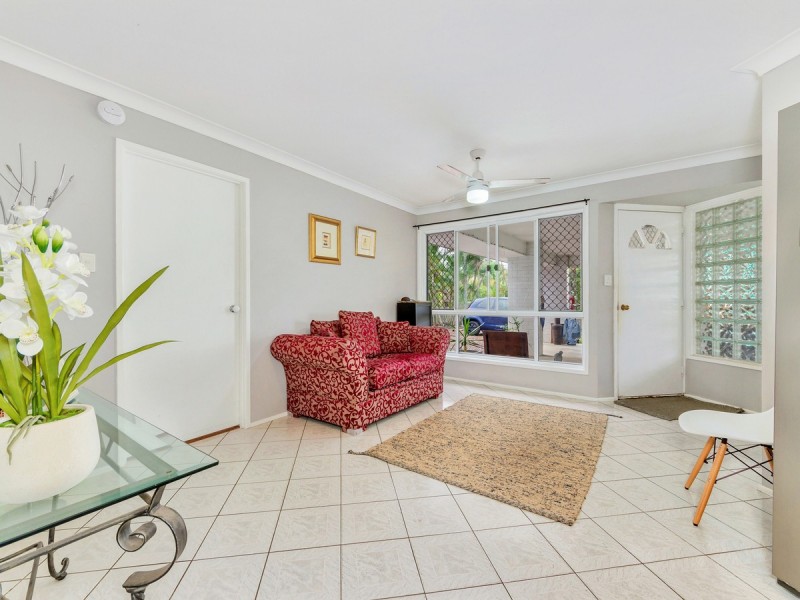 16 Selleck Close, Mcdowall QLD 4053