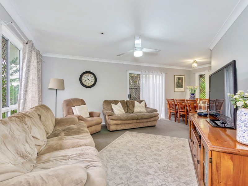 16 Selleck Close, Mcdowall QLD 4053