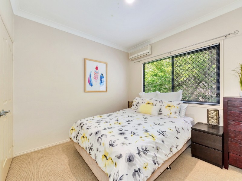 12 Rothschild Street, Eatons Hill QLD 4037