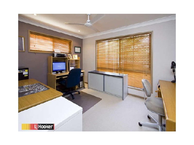 25 Listonia Drive, Albany Creek QLD 4035