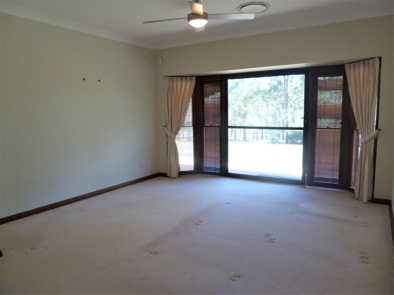 62 Eatons Crossing Road, Eatons Hill QLD 4037