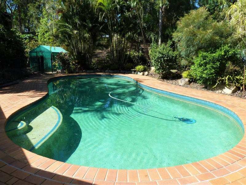 62 Eatons Crossing Road, Eatons Hill QLD 4037