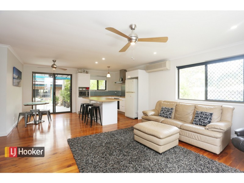 2 Kaoriki Court, Albany Creek QLD 4035